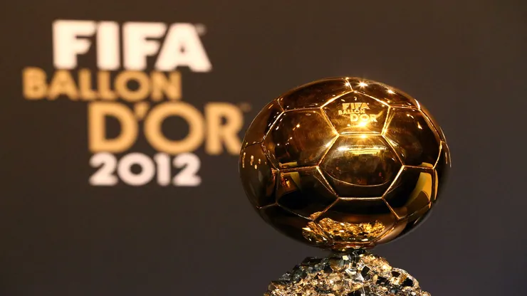 El Balón de Oro se entrega al mejor jugador de la temporada,