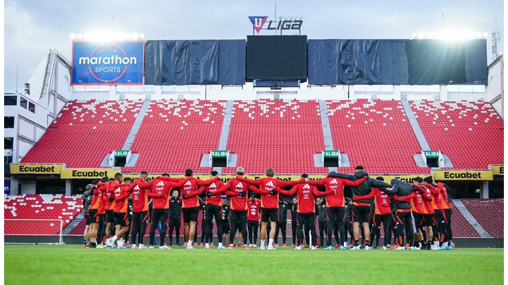 Peruanos que no jugarían ante Uruguay: Apercibidos