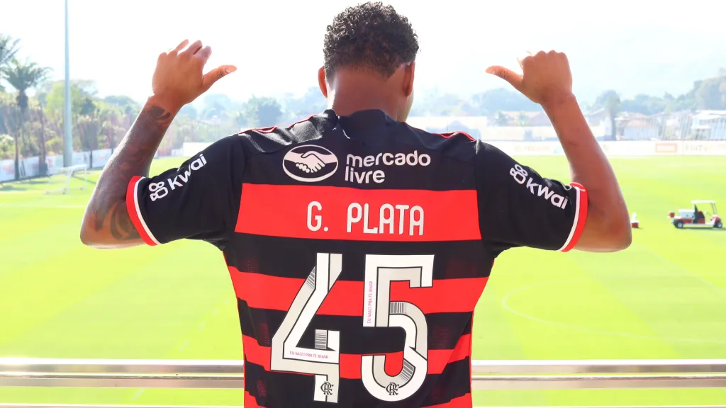 Gonzalo Plata fue presentado en Flamengo en septiembre.
