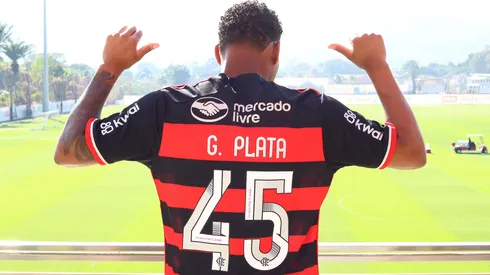 Gonzalo Plata fue presentado en Flamengo en septiembre.