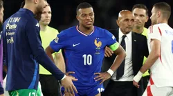 Bixente Lizarazu criticó duramente a Kylian Mbappé por su actitud dentro y fuera de la cancha.