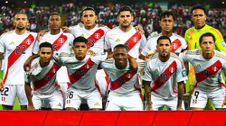 Perú minutos previos a jugar ante Colombia.