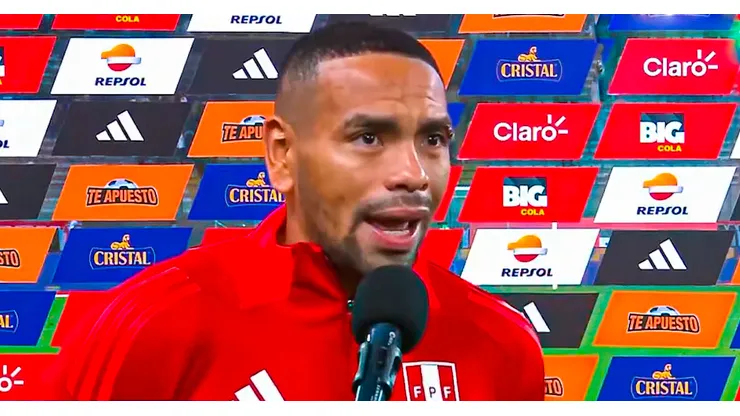 Alexander Callens, jugador de Perú.