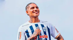 Paolo Guerrero firmó por Alianza Lima hasta diciembre del 2025.