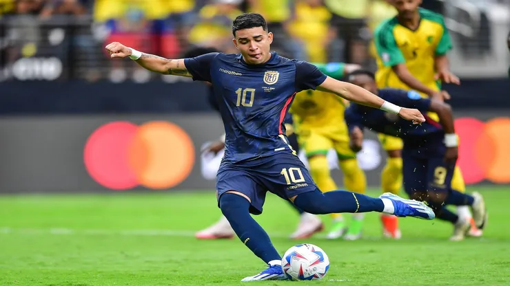 Kendry Páez no vuelve al fútbol ecuatoriano y el Chelsea lo mandaría a este club.