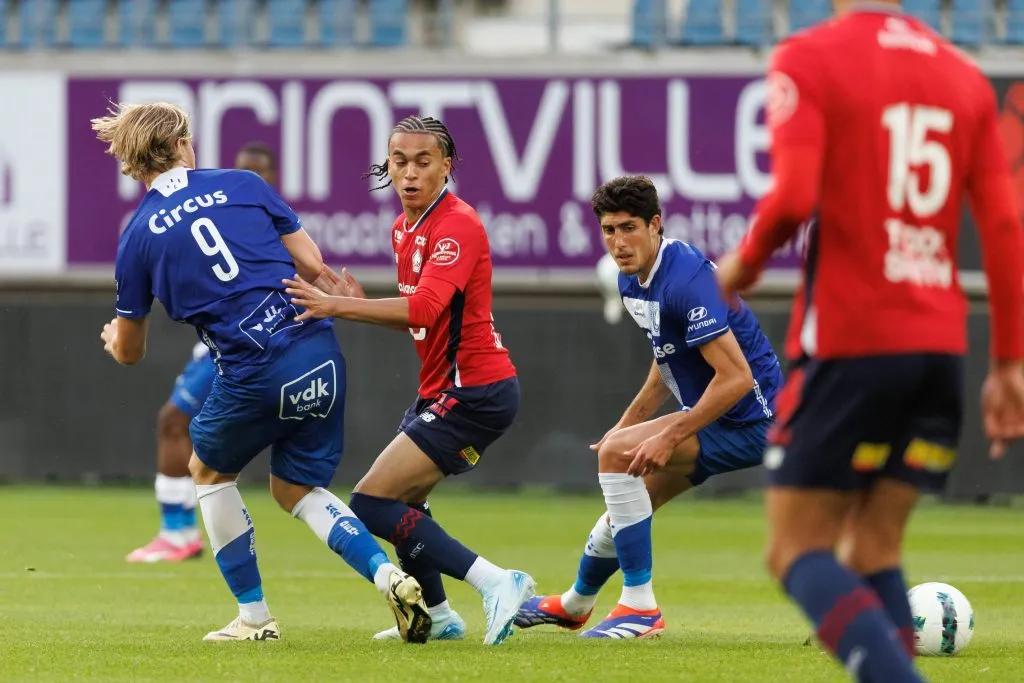Ethan Mbappé en el duelo de pretemporada del Lille vs. Gent.