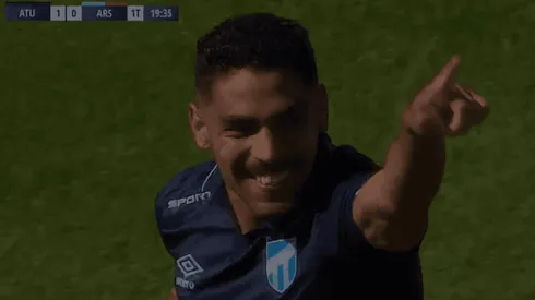 Atlético Tucumán le ganó a Arsenal con la cabeza