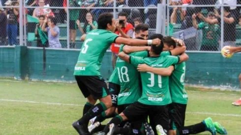 Mitre SdE vs. San Martín de San Juan por la Primera Nacional.