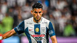 Carlos Zambrano jugando en Alianza Lima.