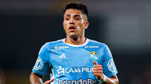 Santiago González jugando para Sporting Cristal.