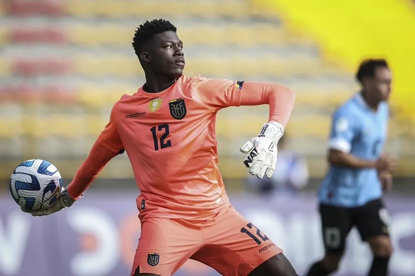 Napa viene tapando en las divisiones inferiores de Ecuador. Foto: @LaTri