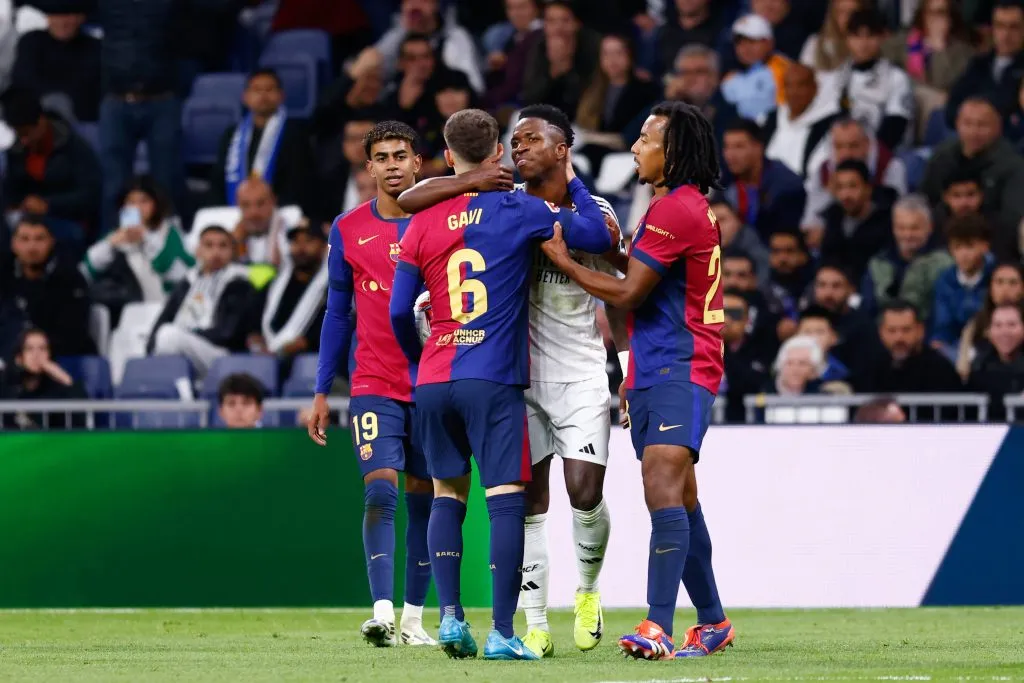 Vinícius Júnior en el enfrentamiento con el Barcelona de este sábado 26 de octubre.