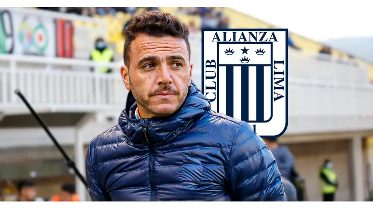 Mariano Soso dirigiendo un partido de Alianza Lima.
