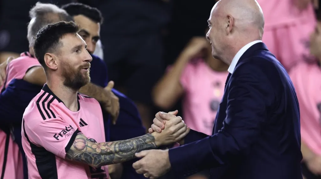 Lionel Messi Gianni Infantino