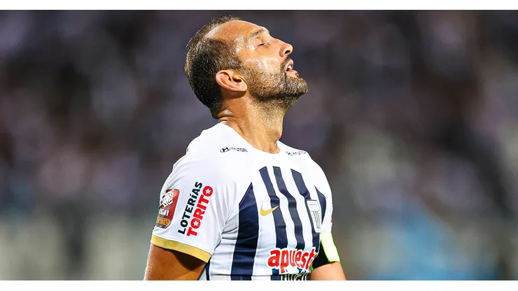 Hernán Barcos, delantero de Alianza Lima de Perú.