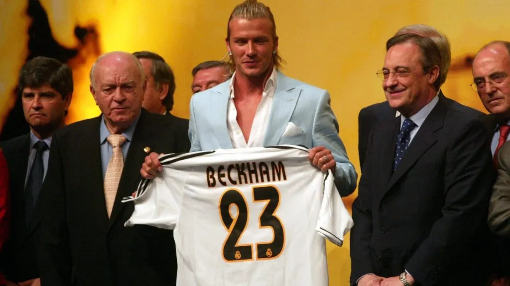 David Beckham y Florentino Pérez durante su presentación en Real Madrid: IMAGO