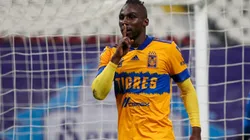 Acusaron haber visto a Julián Quiñones tomando y de fiesta