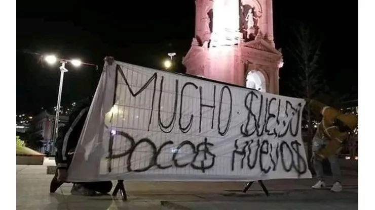La afición de Pachuca exige la salida de Pezzolano y Garcés