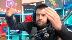 Auron promete abrir el regalo de Millonarios en vivo y en directo por Twitch.