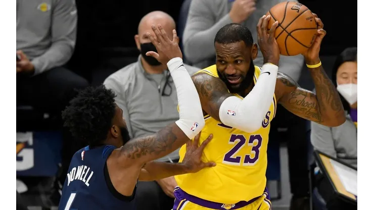 LeBron James ante Minnesota Timberwolves