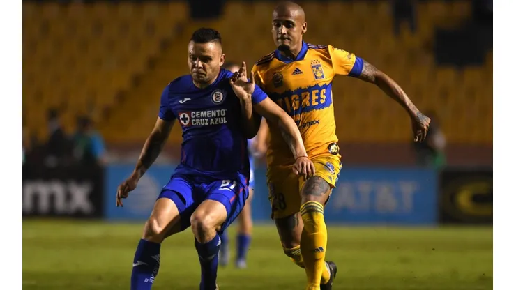 Cruz Azul ya está en Monterrey para enfrentar a Tigres esta noche en la Liga MX.