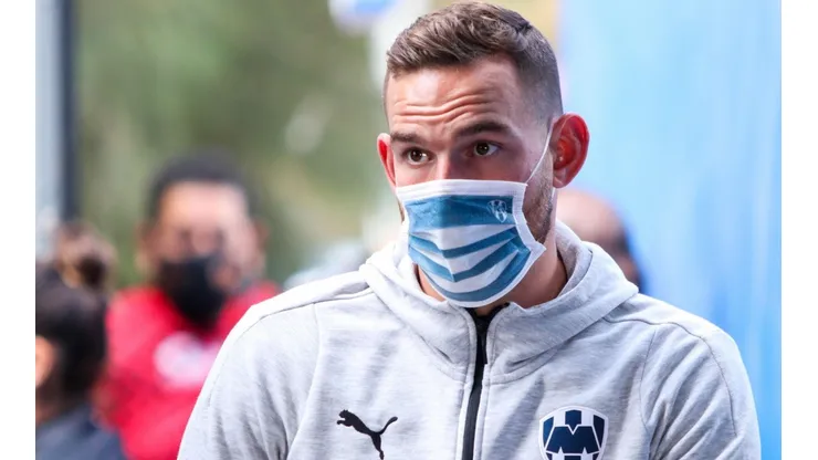 "Vino a robar a Rayados": Willie González destrozó a Vincent Janssen