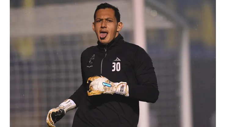 Rodolfo Cota perdió su lugar en León