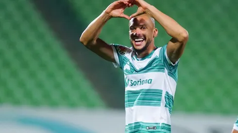 Gol de Matheus Doria para Santos ante Rayados.