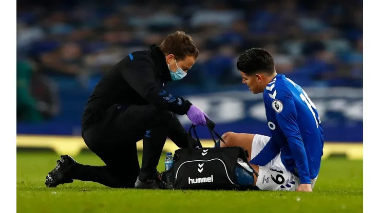 Gran preocupación en el Everton por una posible nueva lesión de James Rodríguez