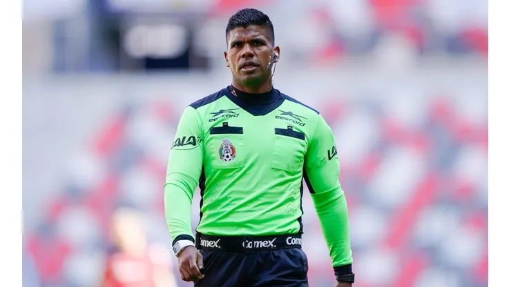 Adalid Maganda amenazó con ir a la FIFA por discriminación