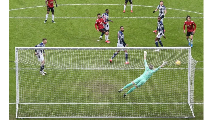 Video: Bruno Fernandes hizo el golazo del día y empató el partido ante el Albion