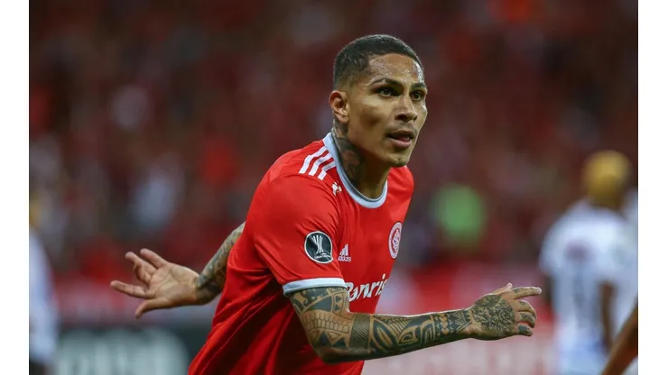 Paolo Guerrero salió lesionado en agosto del 2020.