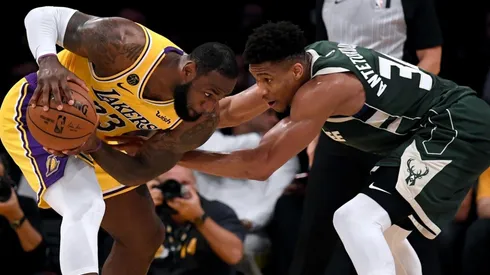 LeBron James y Giannis Antetokounmpo