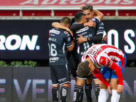 Golazo de Macías pero en la portería de Chivas