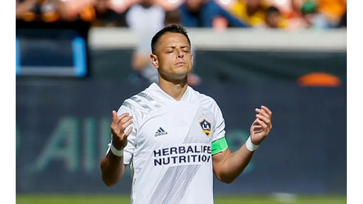 Chicharito dijo que no supo manejar las críticas que recibía.