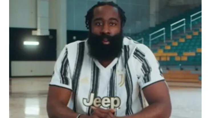 James Harden con el jersey de Juventus (Foto: @paulodybala)