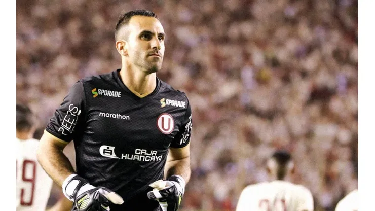 José Carvallo se sumó a la lista de futbolistas que piden al Gobierno la vuelta del fútbol.