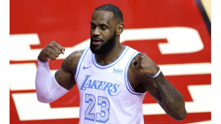 LeBron James, estrella de los Lakers