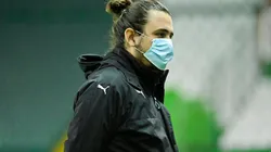 Vergara le pidió a los fanáticos que compren playeras para traer nuevos refuerzos.