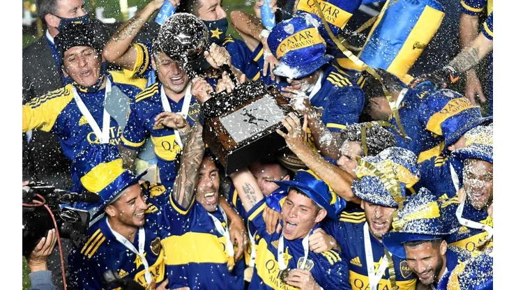 Boca se alzó con el trofeo a fin del año pasado.