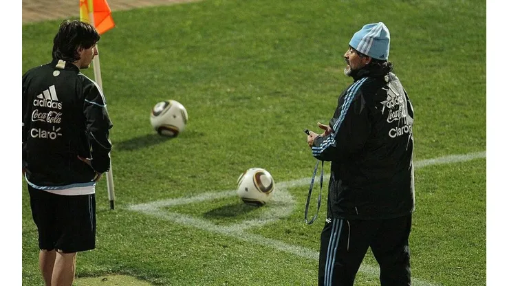 "Cuando quedamos afuera del Mundial, Messi fue a la habitación de Maradona"