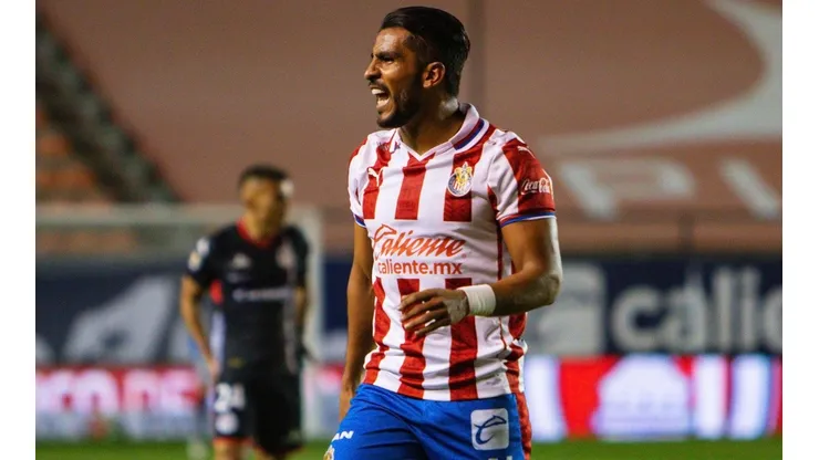 Edwin Hernández sepultó a Miguel Ponce