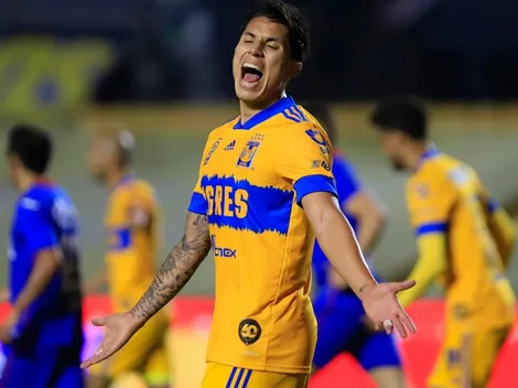 Carlos Salcedo regresaría a Europa luego del Mundial de Clubes
