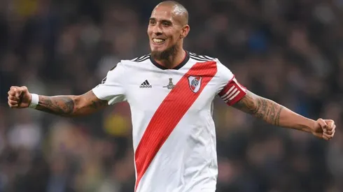 Jonatan Maidana con la camiseta del Millonario.