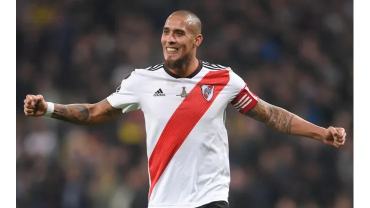Jonatan Maidana con la camiseta del Millonario.