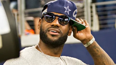 LeBron James en un juego de la NFL