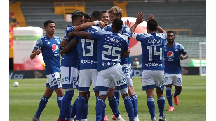 En un partido lleno de goles Millonarios ganó en su regreso al Campín