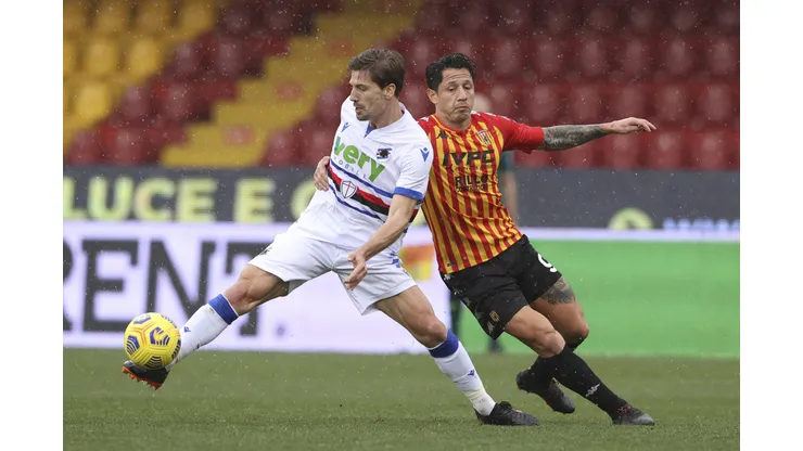 Lapadula es el delantero titular del Benevento.