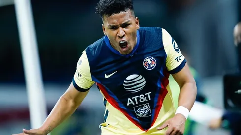 Roger Martínez, América