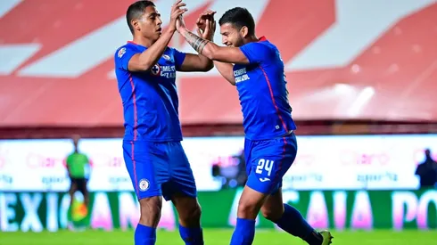 Golazo de Luis Romo.